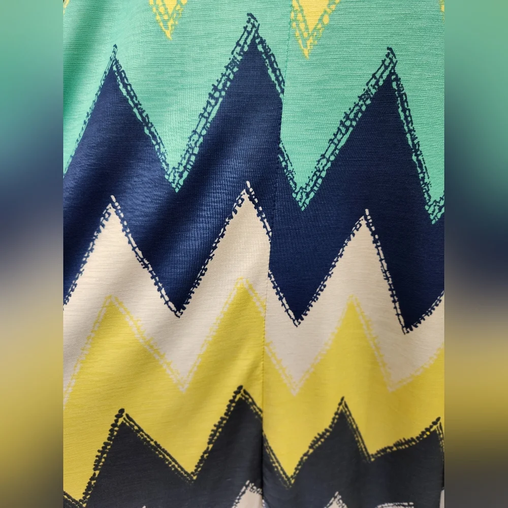 Women's Chevron Print Sundress - Picture 4 of 6